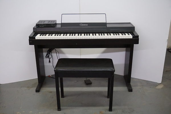 Đàn Piano Điện Yamaha CLP-100